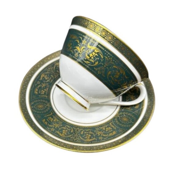Royal Doulton Vanborough H4992 Teacup & Saucer Bone China England Vintage - Picture 1 of 7